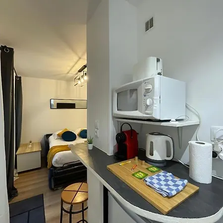 아파트 Centre - Joli Avec Espace Exterieur